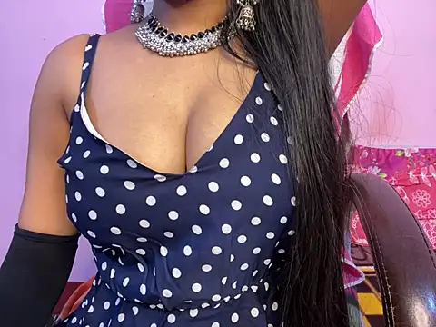 Snapshot of roshni-5 chatting on 02/11/25, 03:08 roshni-5 online show from 02/11/25, 03:08