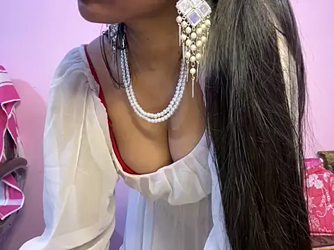 Snapshot of roshni-5 chatting on 02/11/25, 07:48 roshni-5 online show from 02/11/25, 07:48