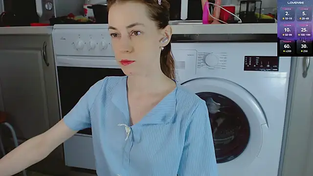 Snapshot of Amina_Barbarian chatting on 11/23/25, 04:51 Amina Barbarian online show from 11/23/25, 04:51