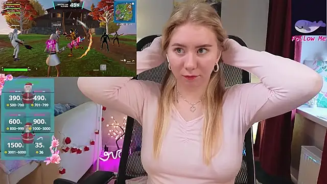 D0nna  online show from 12/16/24, 10:40