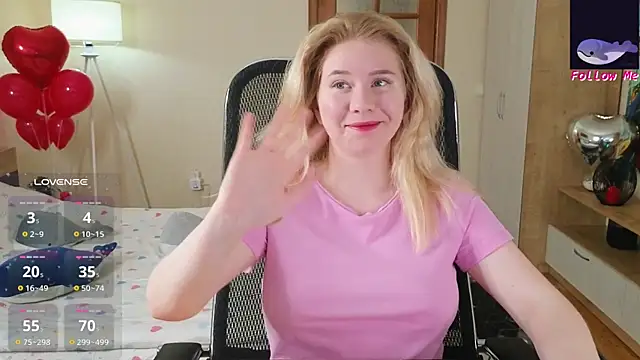 D0nna  online show from 02/13/25, 10:11