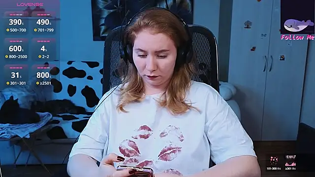 D0nna  online show from 10/06/25, 09:56