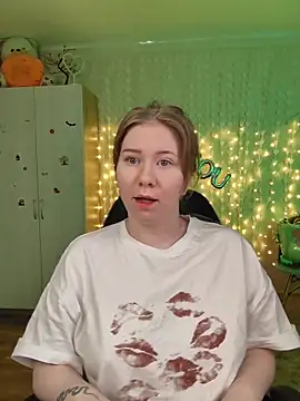 D0nna  online show from 02/11/26, 07:08