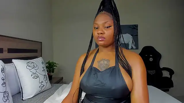 Renee-18 online show from 01/06/26, 08:12