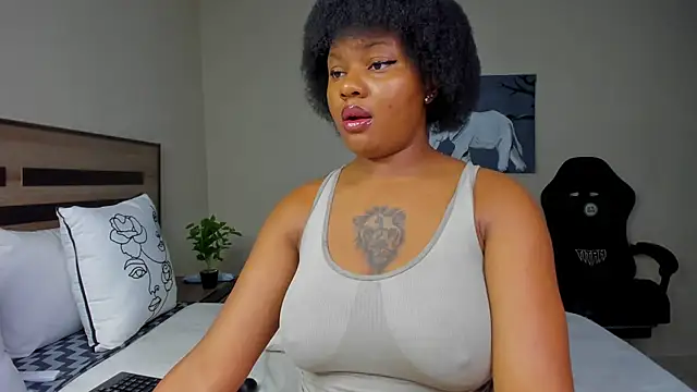 Renee-18 online show from 02/04/26, 03:12