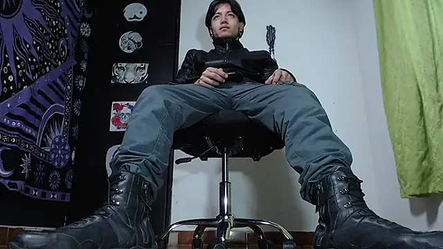 Dicaprioo  online show from 12/05/24, 06:00