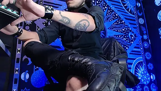 Dicaprioo  online show from 02/15/25, 12:15