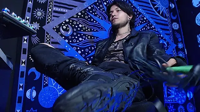 Dicaprioo  online show from 02/15/25, 07:06