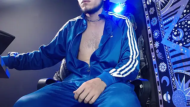 Dicaprioo  online show from 02/22/25, 08:31