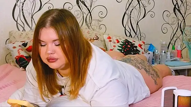 Snapshot of hi_im_Eva chatting on 12/05/25, 04:58 hi im Eva online show from 12/05/25, 04:58