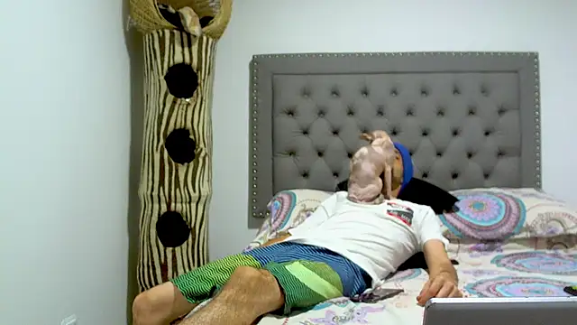 adan eva960 online show from 01/15/25, 12:19