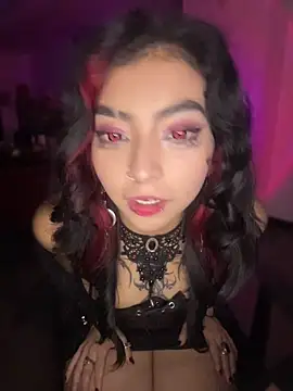 Snapshot of _Gothiccbitch_ chatting on 07/13/26, 06:38 Gothiccbitch online show from 07/13/26, 06:38