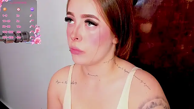 Snapshot of kristal_blond chatting on 01/26/25, 03:59 kristal blond online show from 01/26/25, 03:59