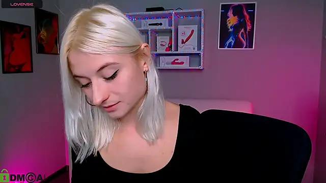 melisa white1 online show from 10/19/25, 07:25