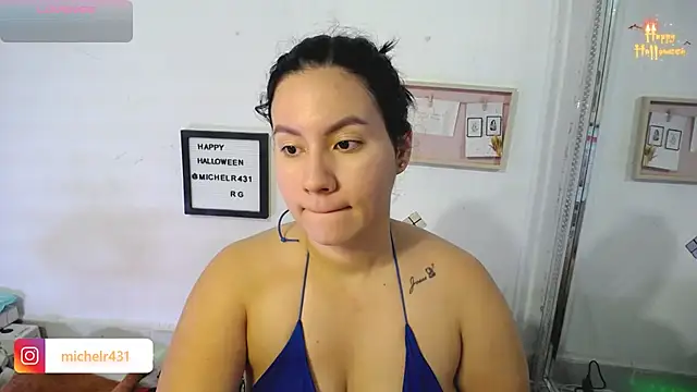 Mia  reys online show from 11/03/25, 02:29