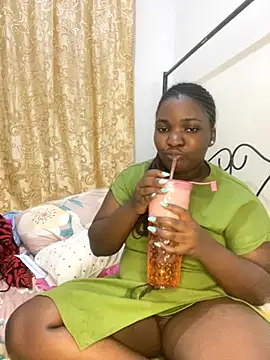 sweet18creamybigpussy online show from 10/12/25, 07:24