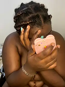 sweet18creamybigpussy online show from 11/09/25, 09:02