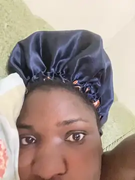 sweet18creamybigpussy online show from 05/15/26, 11:01