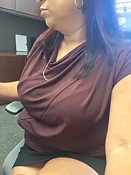 Erotic nayma online show from 03/09/26, 08:46