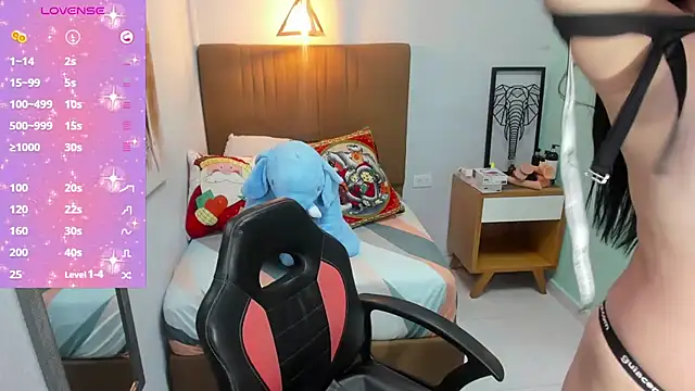 Snapshot of delilaquinn chatting on 12/19/24, 06:34 delilaquinn online show from 12/19/24, 06:34