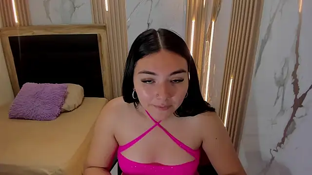 Snapshot of delilaquinn chatting on 10/03/25, 12:24 delilaquinn online show from 10/03/25, 12:24