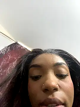 CahitlinBell online show from 10/19/25, 01:56