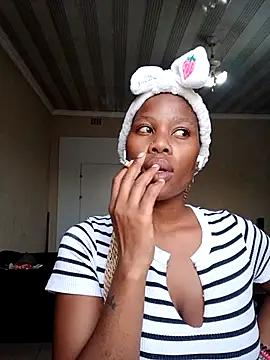 PerfectionBerrie online show from 02/01/26, 04:16