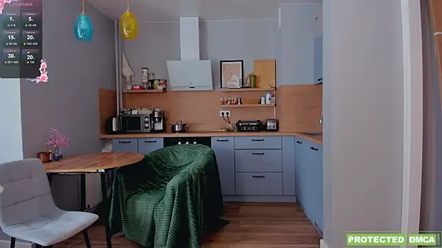  Lora Palmer online show from 03/31/26, 08:48