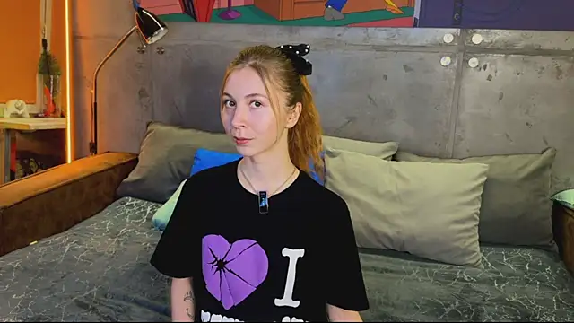 izi-fox online show from 10/19/25, 04:07