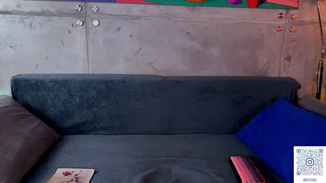 izi-fox online show from 04/16/26, 04:08