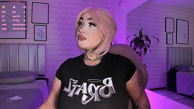 Snapshot of bella-green chatting on 11/06/25, 07:04 bella-green online show from 11/06/25, 07:04