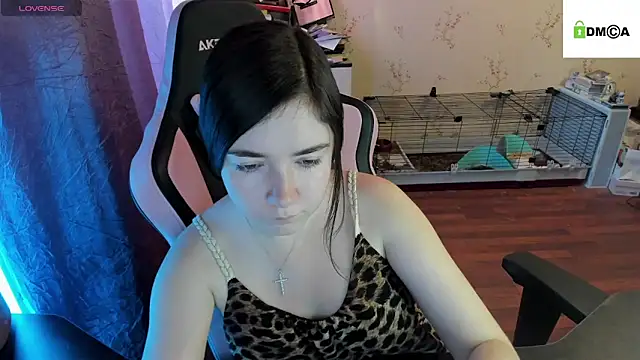 Crazy forest fairy online show from 10/09/25, 05:05