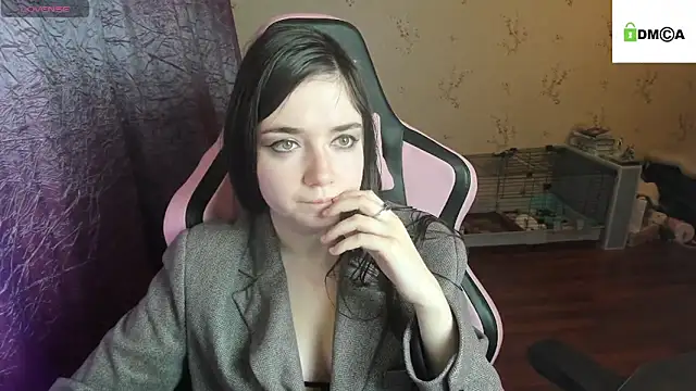 Crazy forest fairy online show from 11/27/25, 09:50