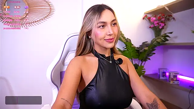 ashley2004 x online show from 10/30/25, 12:12