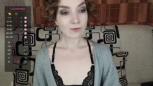 TinaWince online show from 11/13/25, 04:44