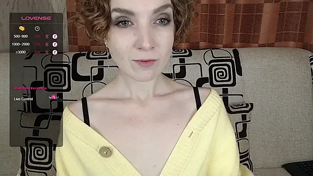 TinaWince online show from 11/16/25, 04:51