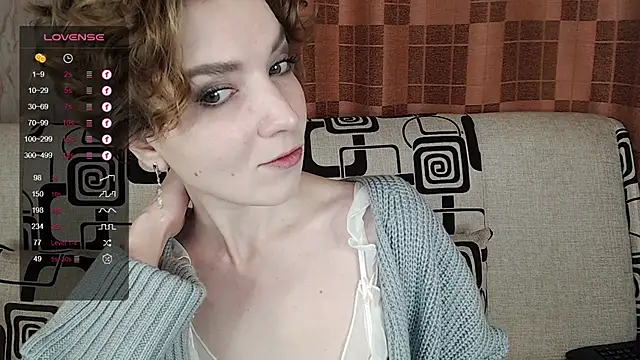 TinaWince online show from 12/05/25, 04:43