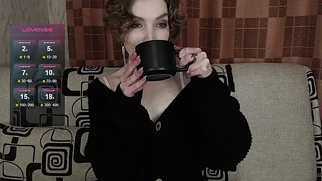 TinaWince online show from 02/12/26, 04:40