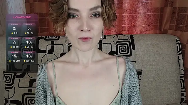 TinaWince online show from 04/18/26, 05:00