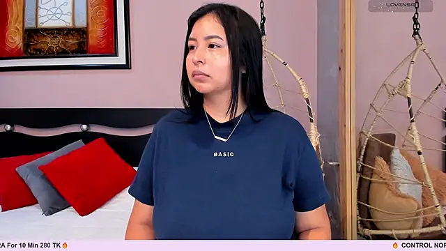 Snapshot of _alaiasmile_ chatting on 11/07/25, 11:43 alaiasmile online show from 11/07/25, 11:43