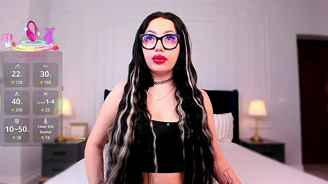 LisaRaee online show from 02/11/26, 05:23