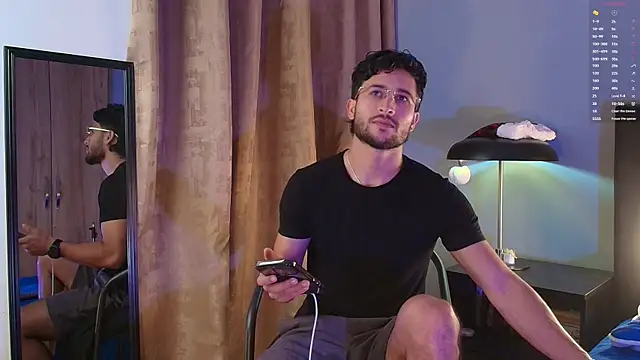 Valentinoford online show from 12/22/25, 09:01