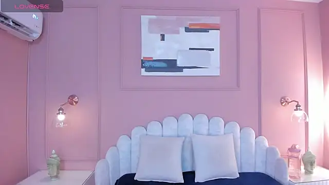 Snapshot of mara_brooks chatting on 02/20/25, 08:25 mara brooks online show from 02/20/25, 08:25