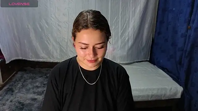 kitty d online show from 04/21/26, 12:45