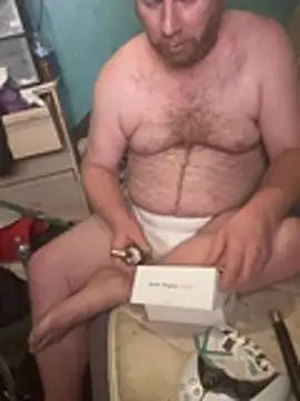 Snapshot of Diaperking916 chatting on 02/04/26, 11:49 Diaperking916 online show from 02/04/26, 11:49