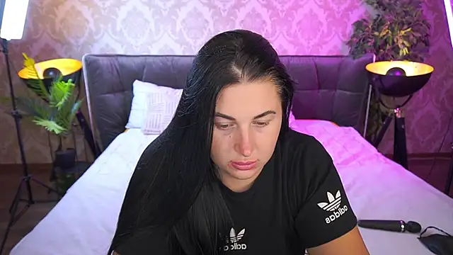 Snapshot of ArianaDarkk chatting on 09/08/25, 05:34 ArianaDarkk online show from 09/08/25, 05:34