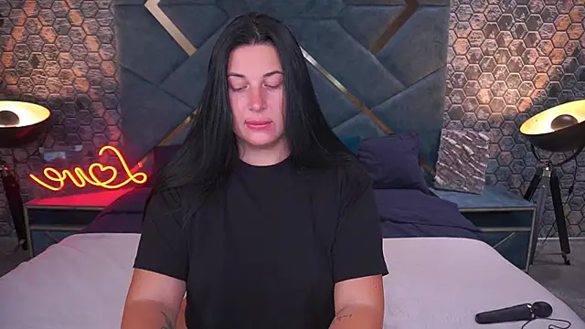 Snapshot of ArianaDarkk chatting on 09/21/25, 07:59 ArianaDarkk online show from 09/21/25, 07:59