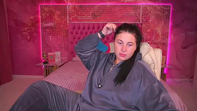 Snapshot of ArianaDarkk chatting on 10/09/25, 07:45 ArianaDarkk online show from 10/09/25, 07:45