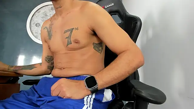 Bryan Bronx online show from 02/04/25, 03:26