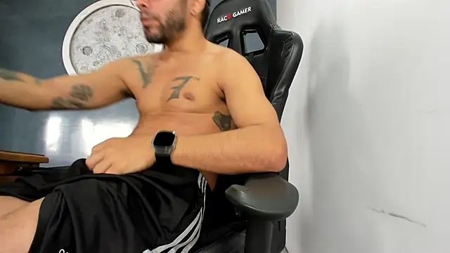 Bryan Bronx online show from 02/06/25, 02:37